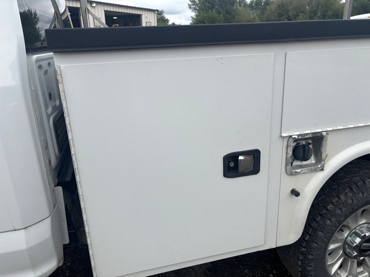2022-ford-f250-image-54