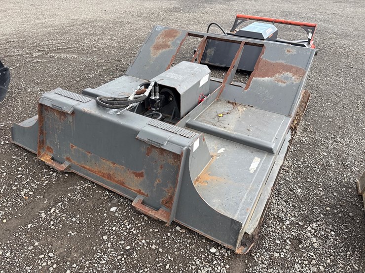 #2008-•-72"-skid-steer-rotary-cutter-image-2