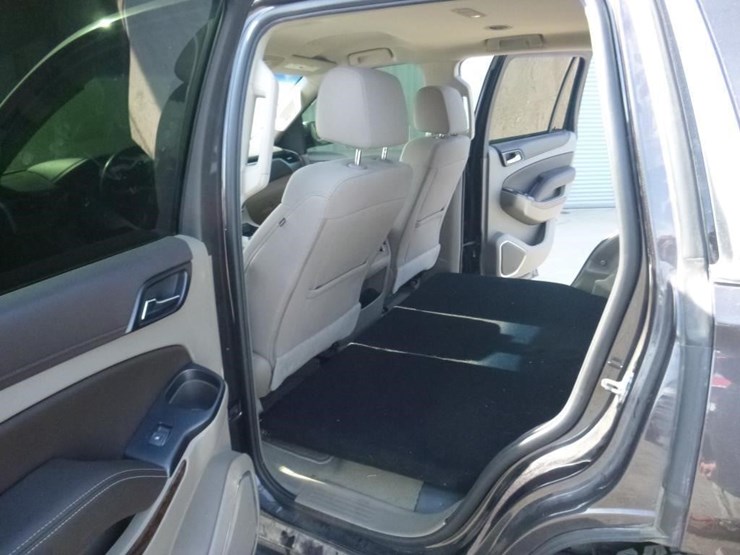 2018-chevrolet-tahoe-image-7
