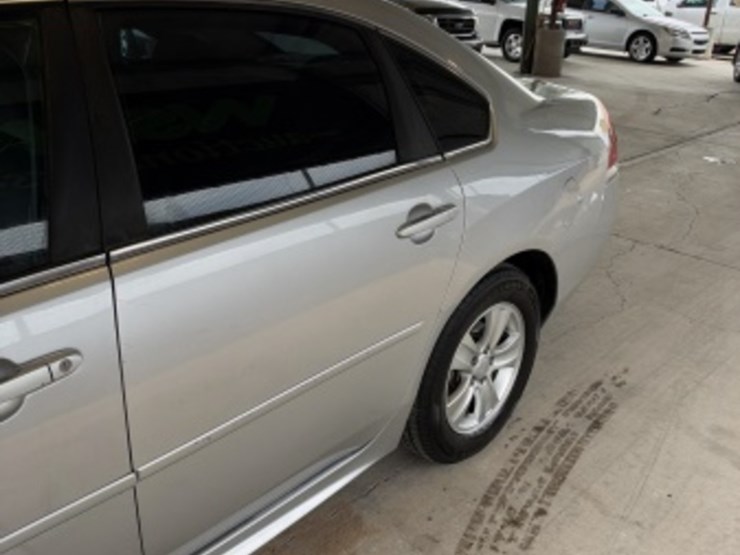 2014-chevrolet-impala-sdn-image-5