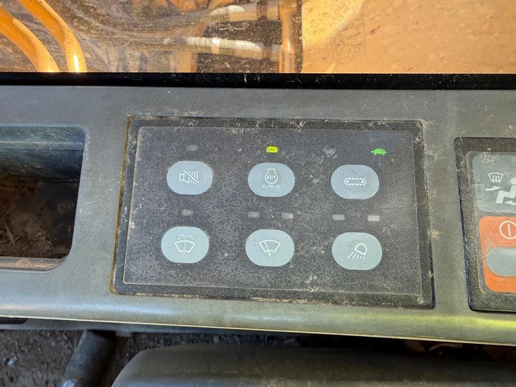 2005-caterpillar-320cl-image-28