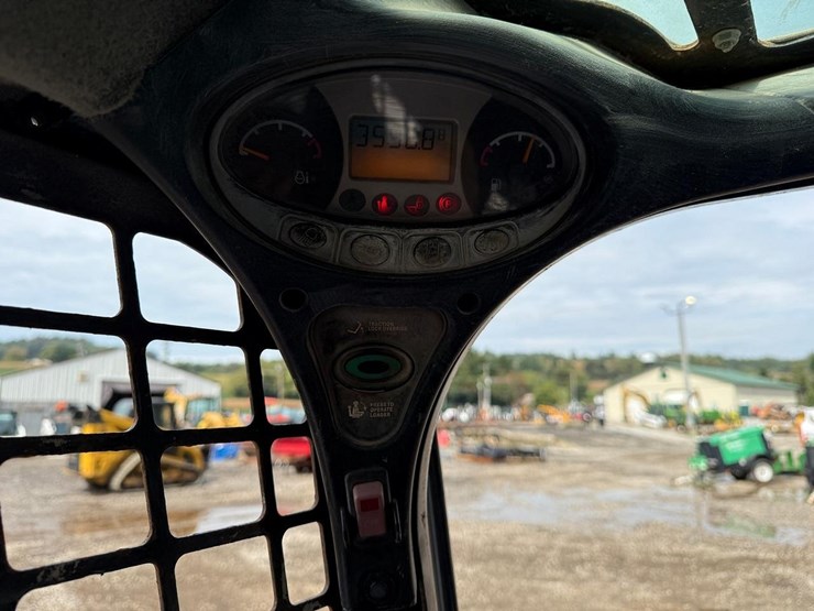 2019-bobcat-t650-image-24
