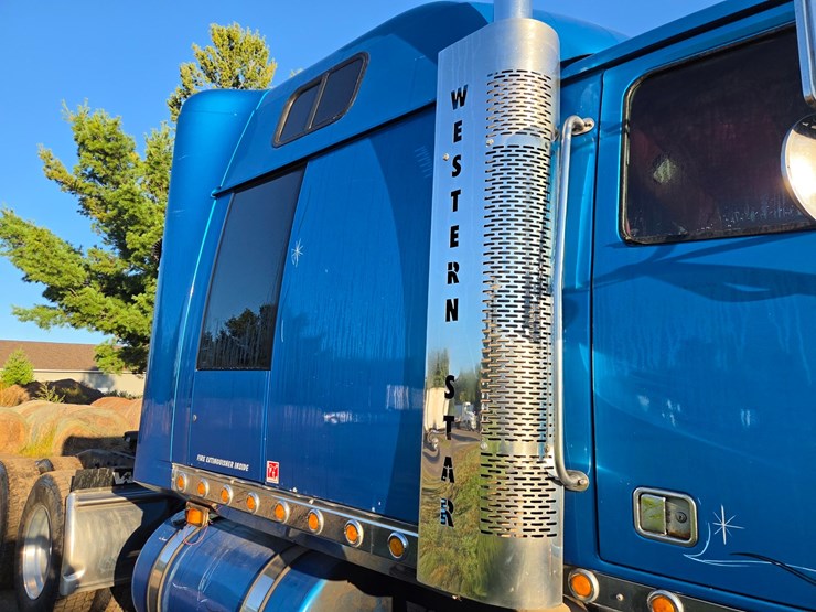 2001-western-star-4964ex-image-20