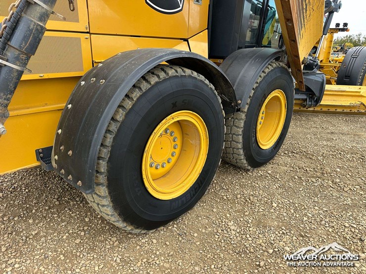 john-deere-872-image-57