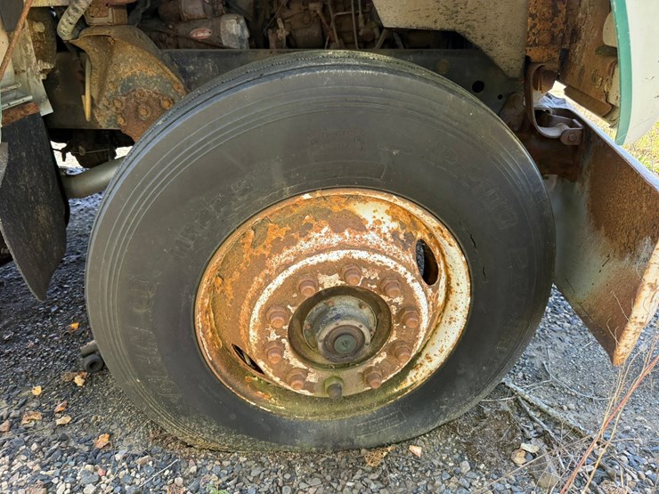 1991-ford-l8000-image-84