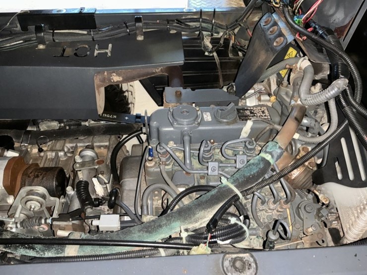 2013-kubota-rtv900-image-13