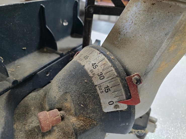 #9717-•-bosch-12"-compound-miter-saw-image-10
