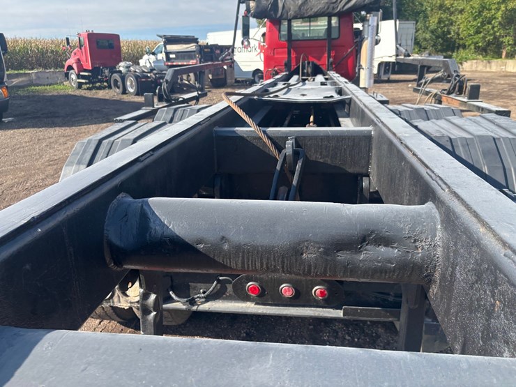 mack-rd688s-image-72