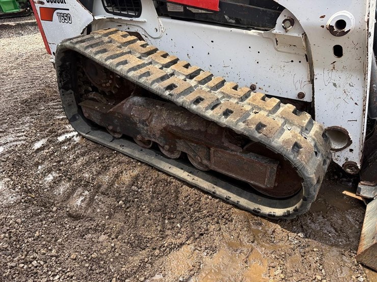 2019-bobcat-t650-image-13
