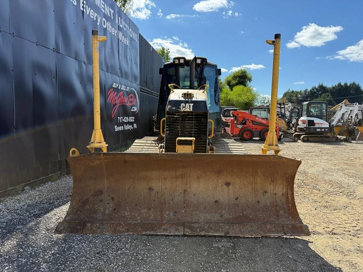 2016-caterpillar-d5k2-lgp-image-6