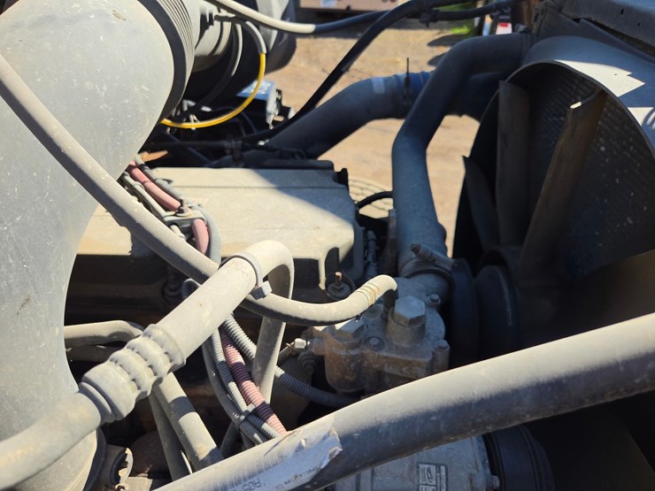 2006-caterpillar-c13-image-74