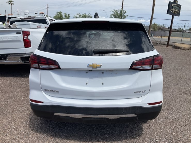 2024-chevrolet-equinox-lt-image-5