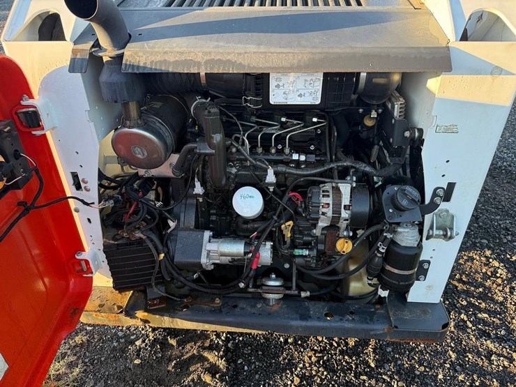 2018-bobcat-s550-image-14