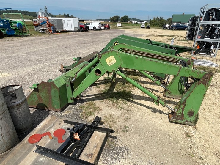 #1326-•-john-deere-j145-loader-with-bucket-image-7