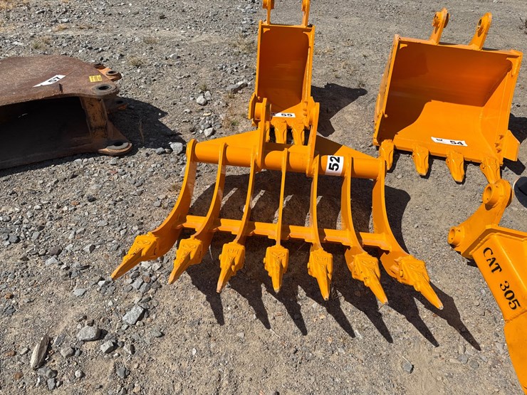 #52-•-giyi-cat-305-32"-excavator-rake-w/-teeth-inv#55145-image-2