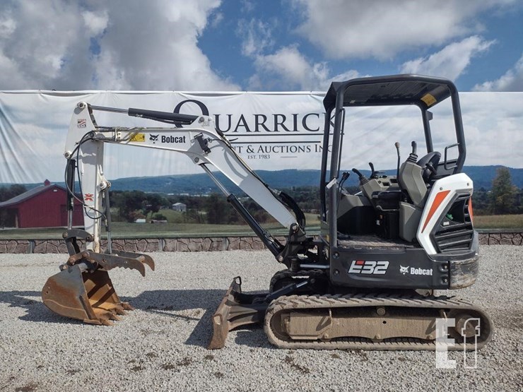 2018-bobcat-e32i-image-1