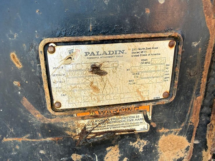76”-skid-steer-tooth-bucket-image-5