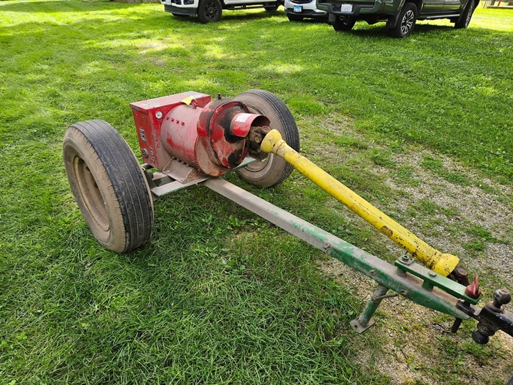 #8717-•-winpower-towable-generator-image-7