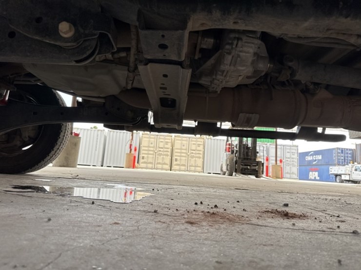 2019-ford-f550-image-33