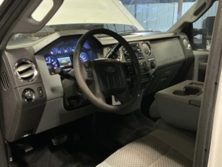 2011-ford-f350-image-22