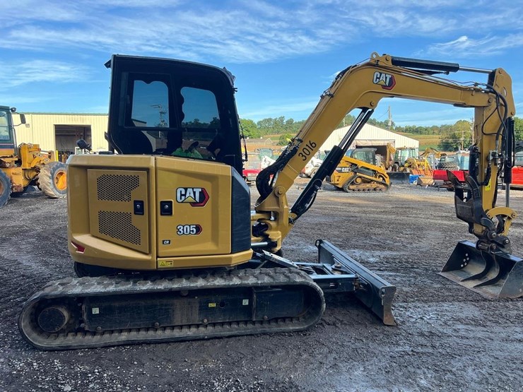 2023-caterpillar-305cr-image-7