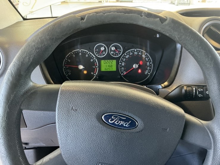 2011-ford-transit-connect-image-18