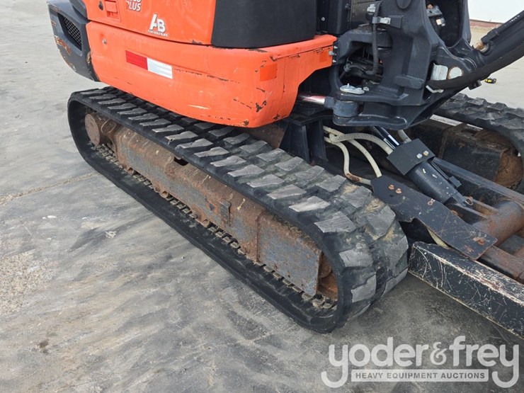 2022-kubota-kx040-4-image-13