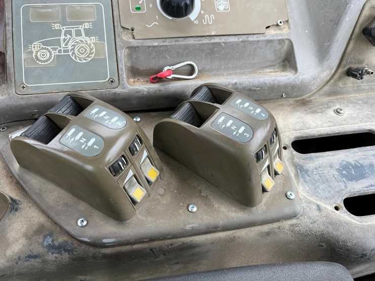 case-ih-mxm175-image-31