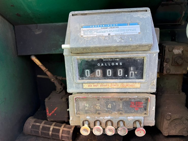 1991-ford-l8000-image-31