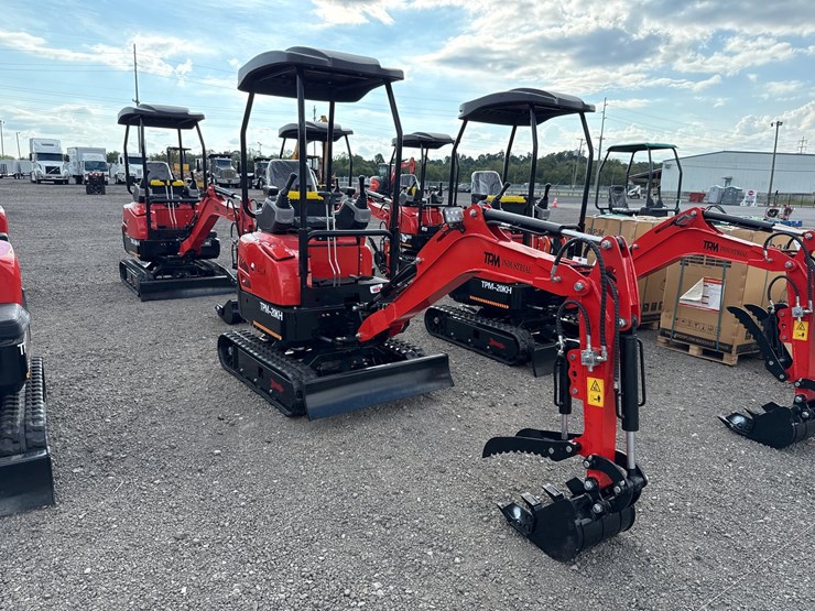 #1069-•-2026-tpm-20kh-mini-excavator-image-2