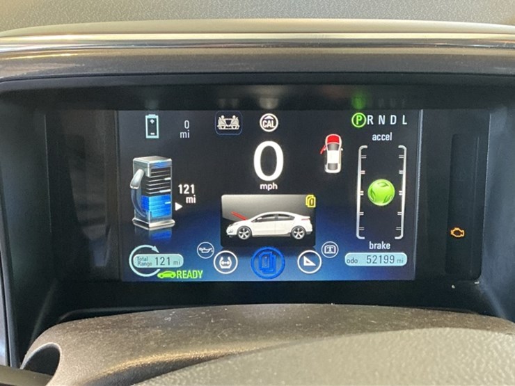 2015-chevrolet-volt-sdn-image-17