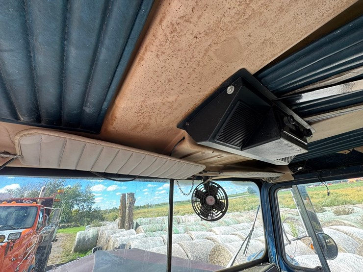 1981-kenworth-w900-image-45
