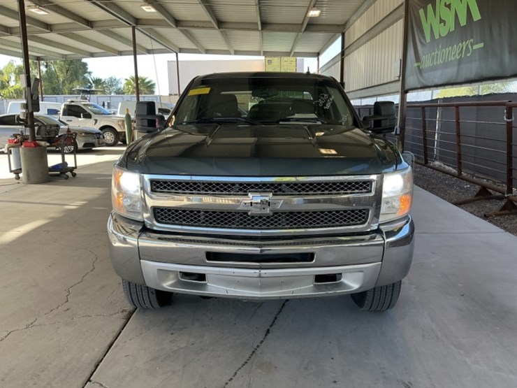 2012-chevrolet-silverado-1500-image-3