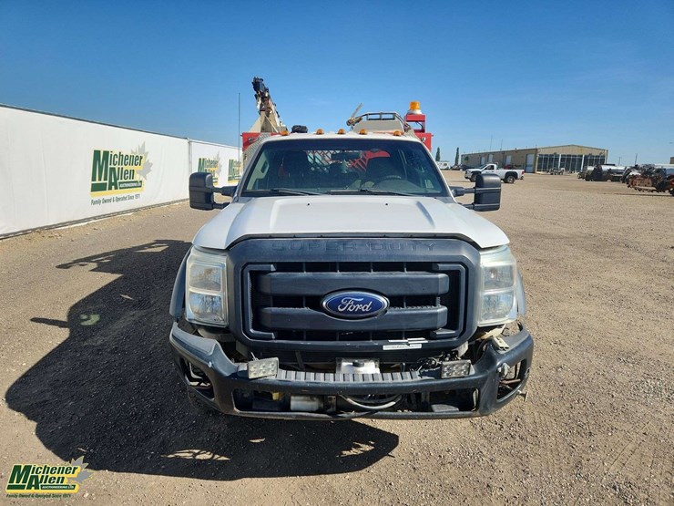 2011-ford-f550-image-8