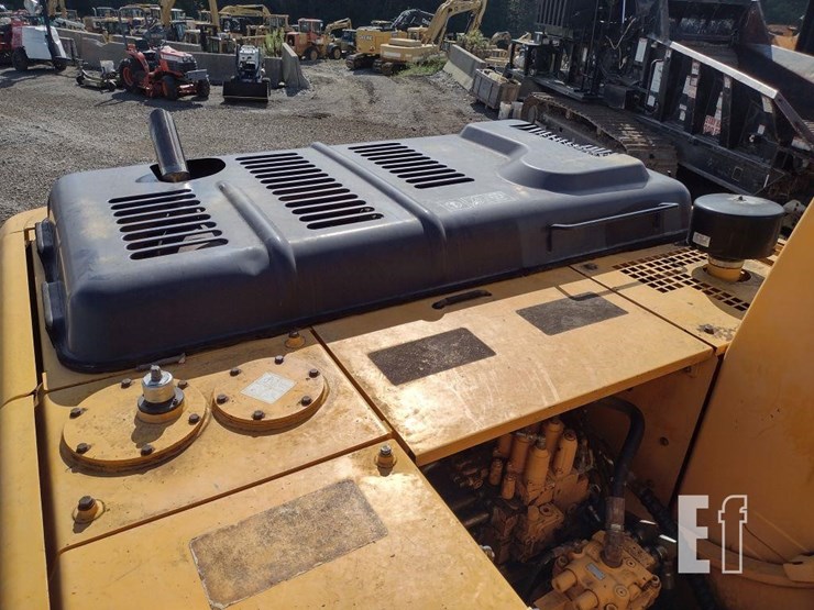 hyundai-robex-210-lc-7-image-36