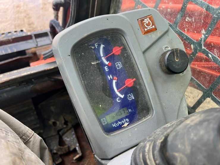 2019-kubota-svl75-2-image-19
