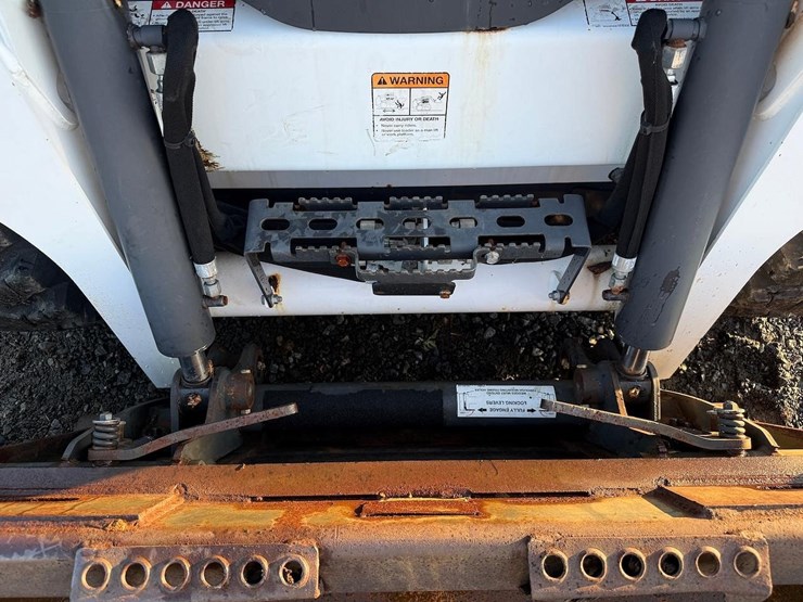 2018-bobcat-s550-image-10