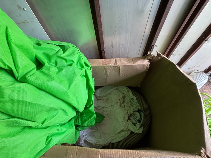 #1320-•-enclosed-cargo-trailer-with-blow-in-insulation-business-equipment-(no-title)-image-23