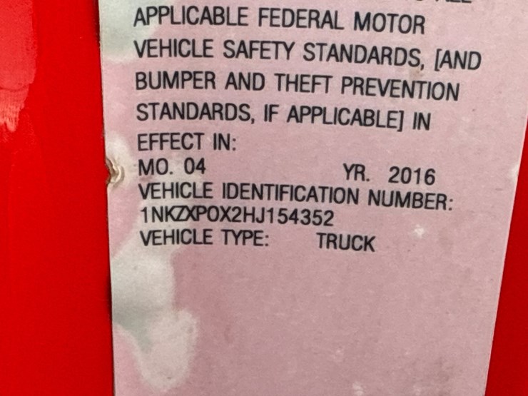 2017-kenworth-t880-image-15