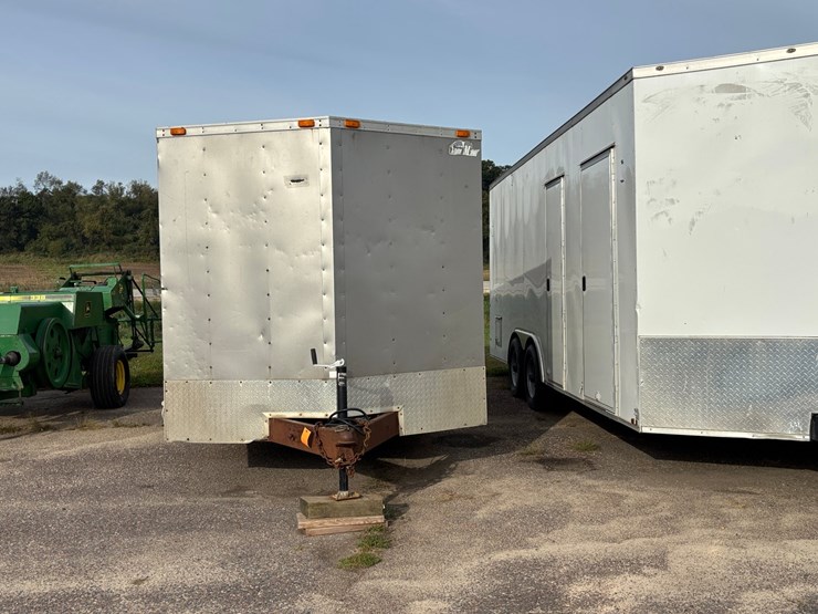 #1320-•-enclosed-cargo-trailer-with-blow-in-insulation-business-equipment-(no-title)-image-2