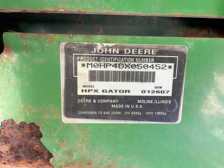 john-deere-gator-image-16