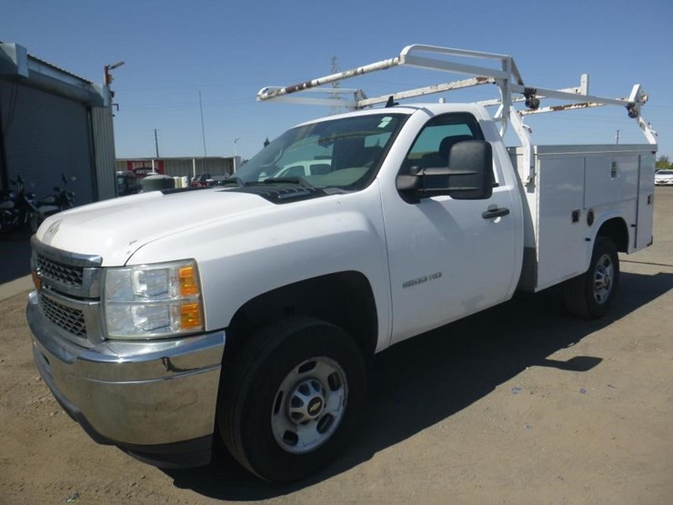 2014-chevrolet-2500-image-1