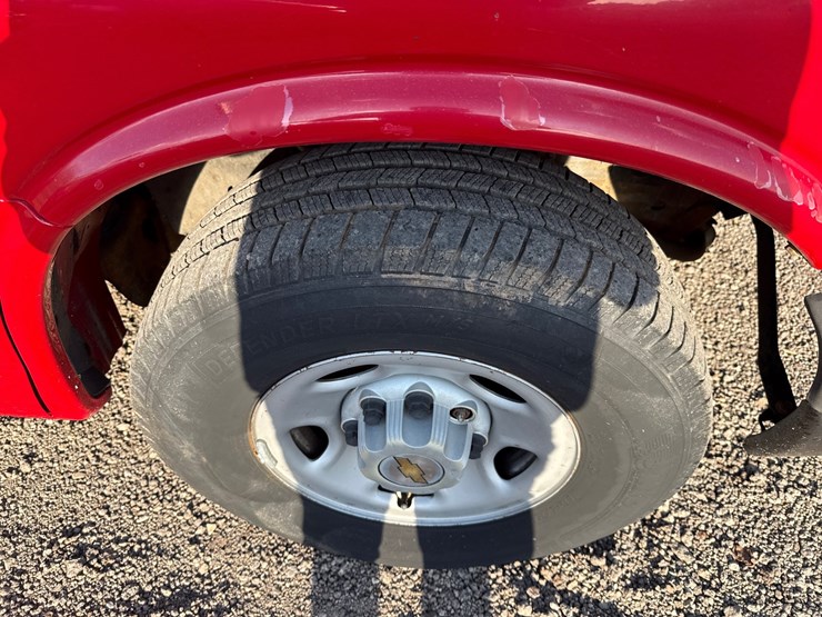 2003-chevrolet-3500-image-6