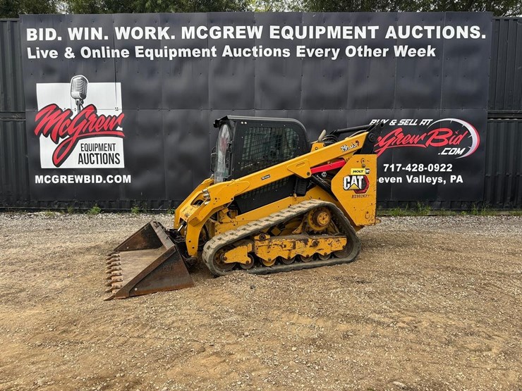 2021-caterpillar-299d3-image-1