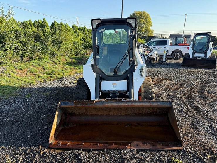 2017-bobcat-s550-image-8