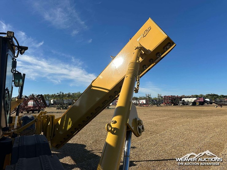 caterpillar-140m-image-47