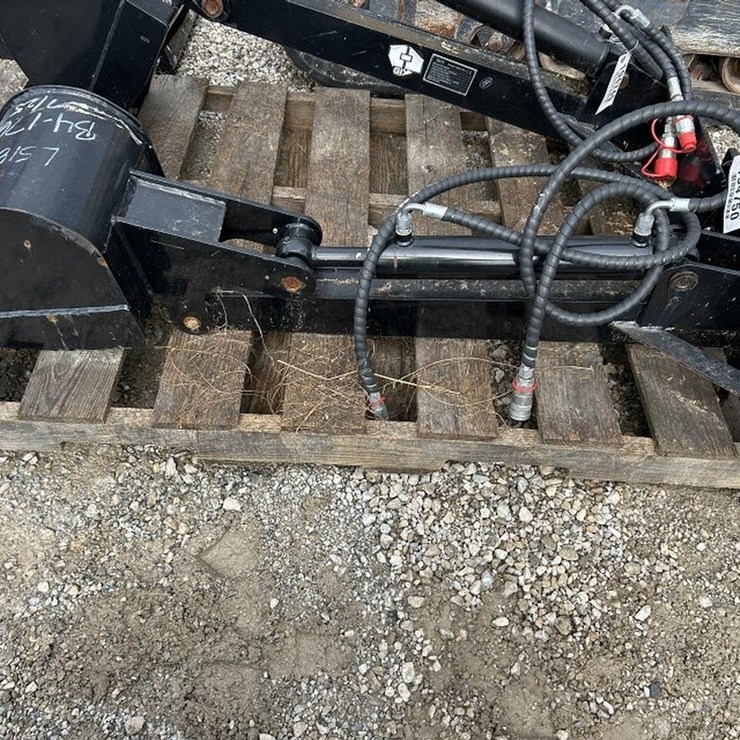 GIYI Common Interface Backhoe Attachment