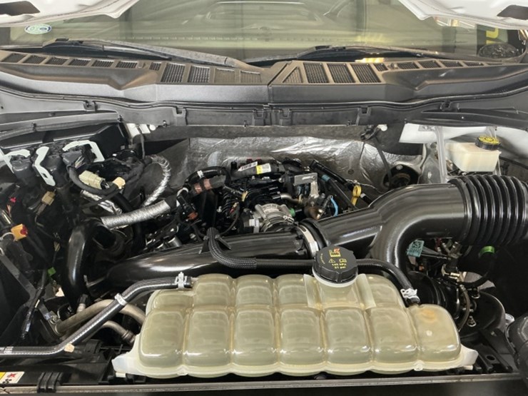 2023-ford-f150-image-10