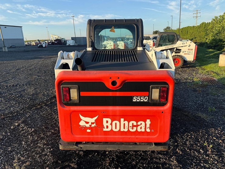 2018-bobcat-s550-image-4