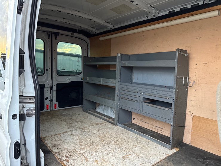 2016-ford-transit-image-9